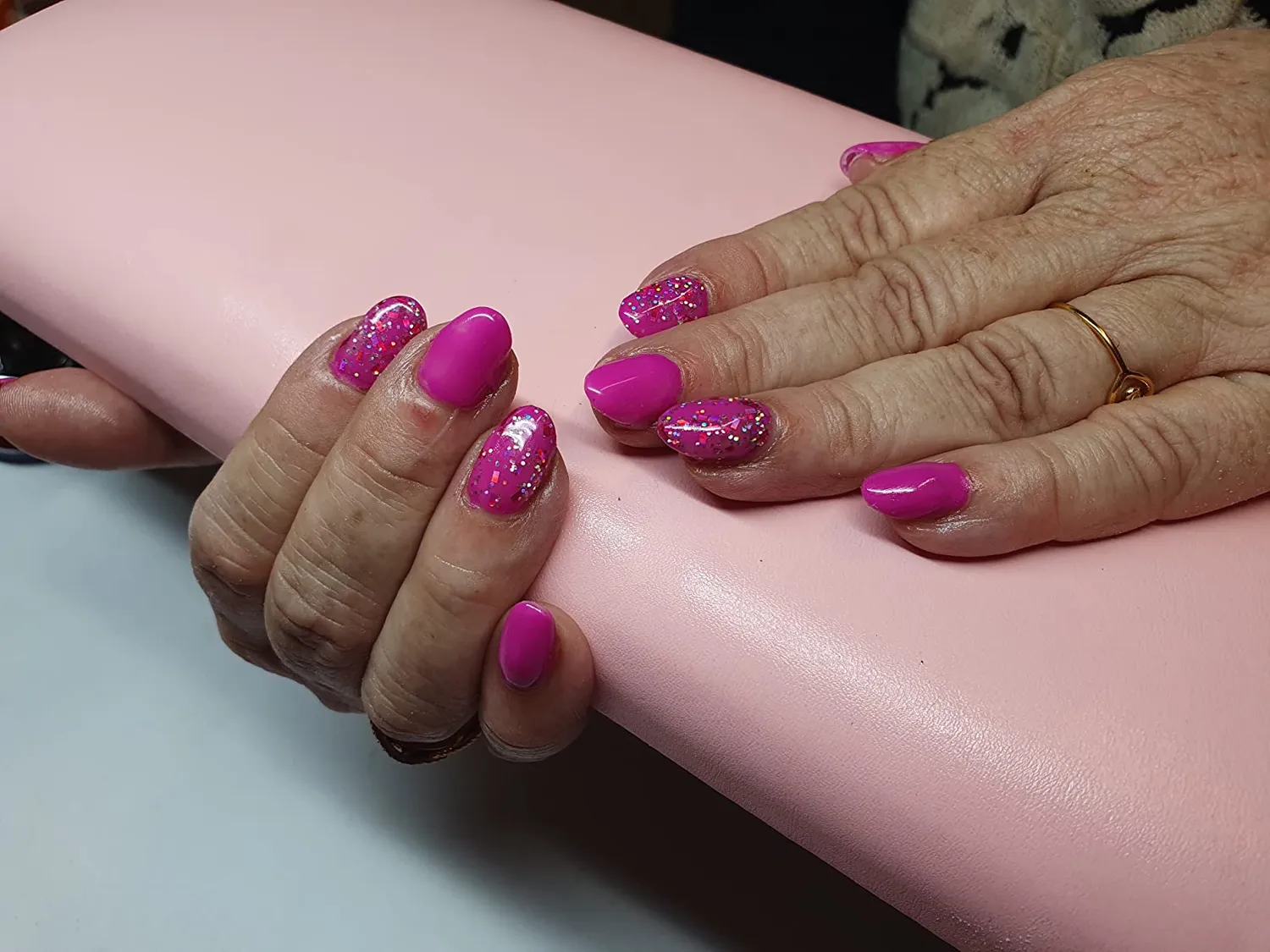 Noverlife Nagel-Armauflage Handkissen pink Mikrofaser 50cm