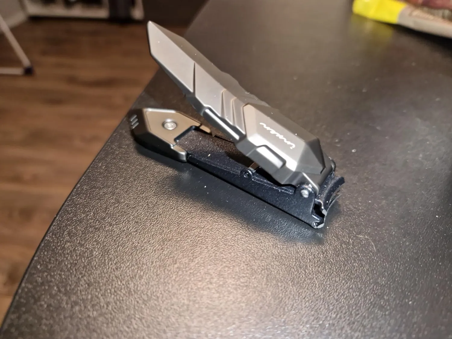 INXEN Profi Nagelknipser 2 Stück Schwarz mit Auffangbehälter