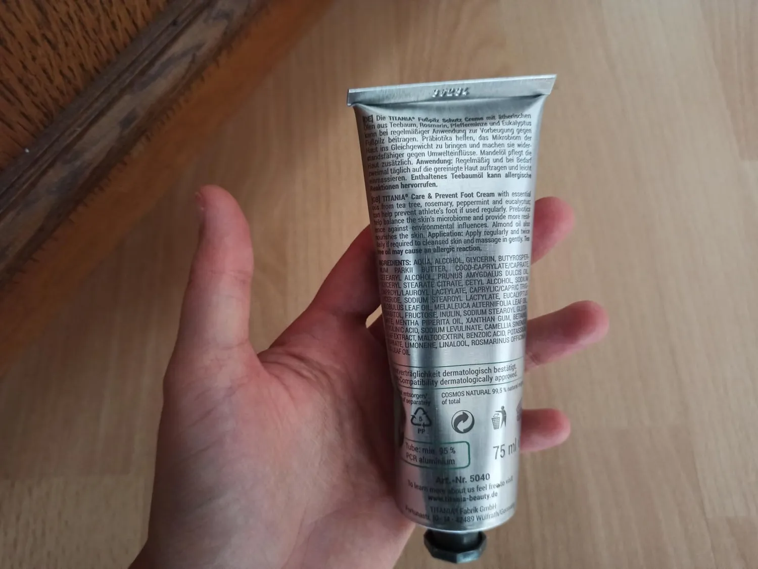 Titania Fußpilz Schutz Creme Fußcreme 75ml Teebaumöl