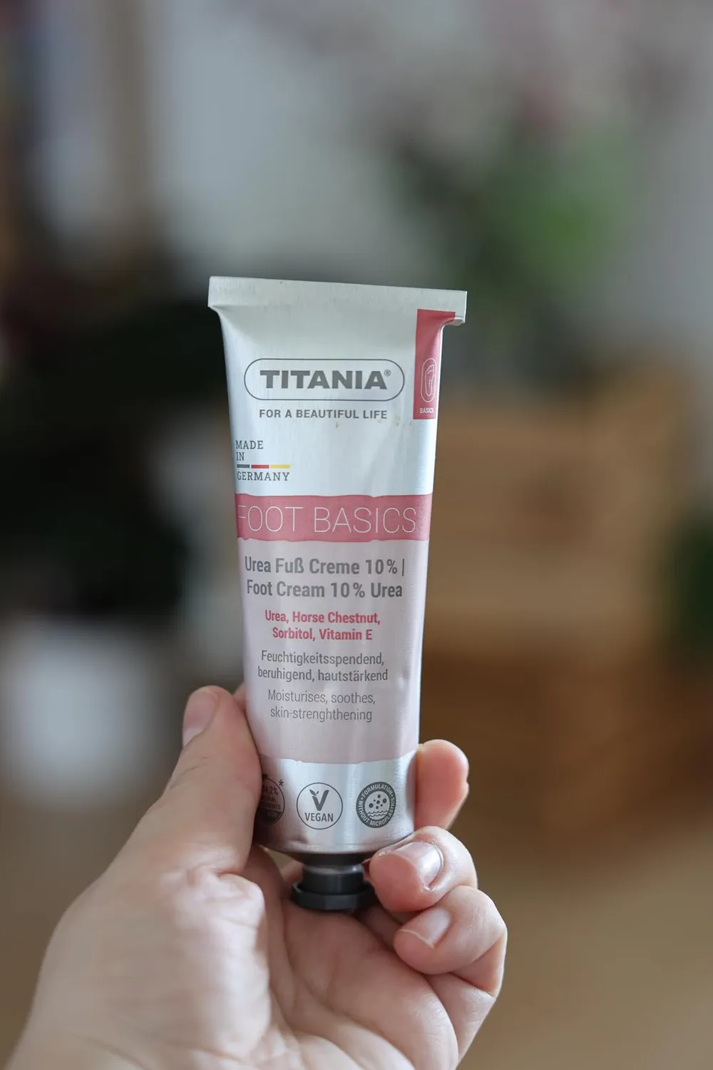 Titania Fußcreme Urea 10% 75 ml für sehr trockene Füße