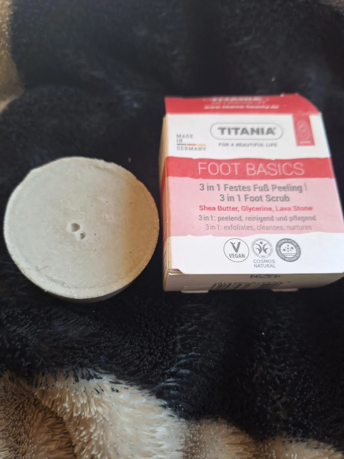 Titania 3in1 Fußpeeling Seife fest Bimsstein Sheabutter