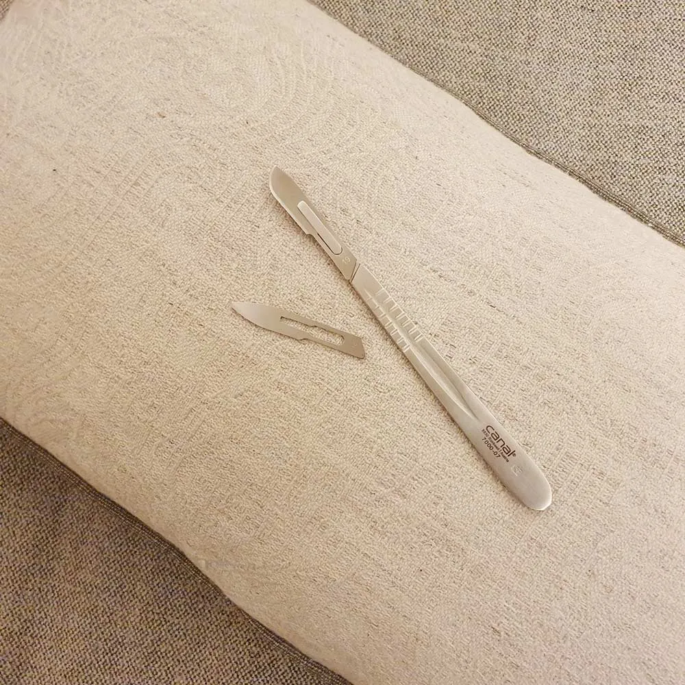 Canal Skalpellhalter rostfrei mit Klinge Nr. 10 12 cm