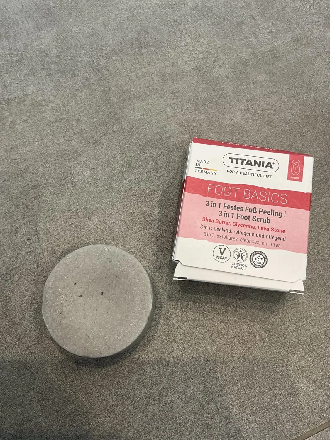 Titania 3in1 Fußpeeling Seife fest Bimsstein Sheabutter