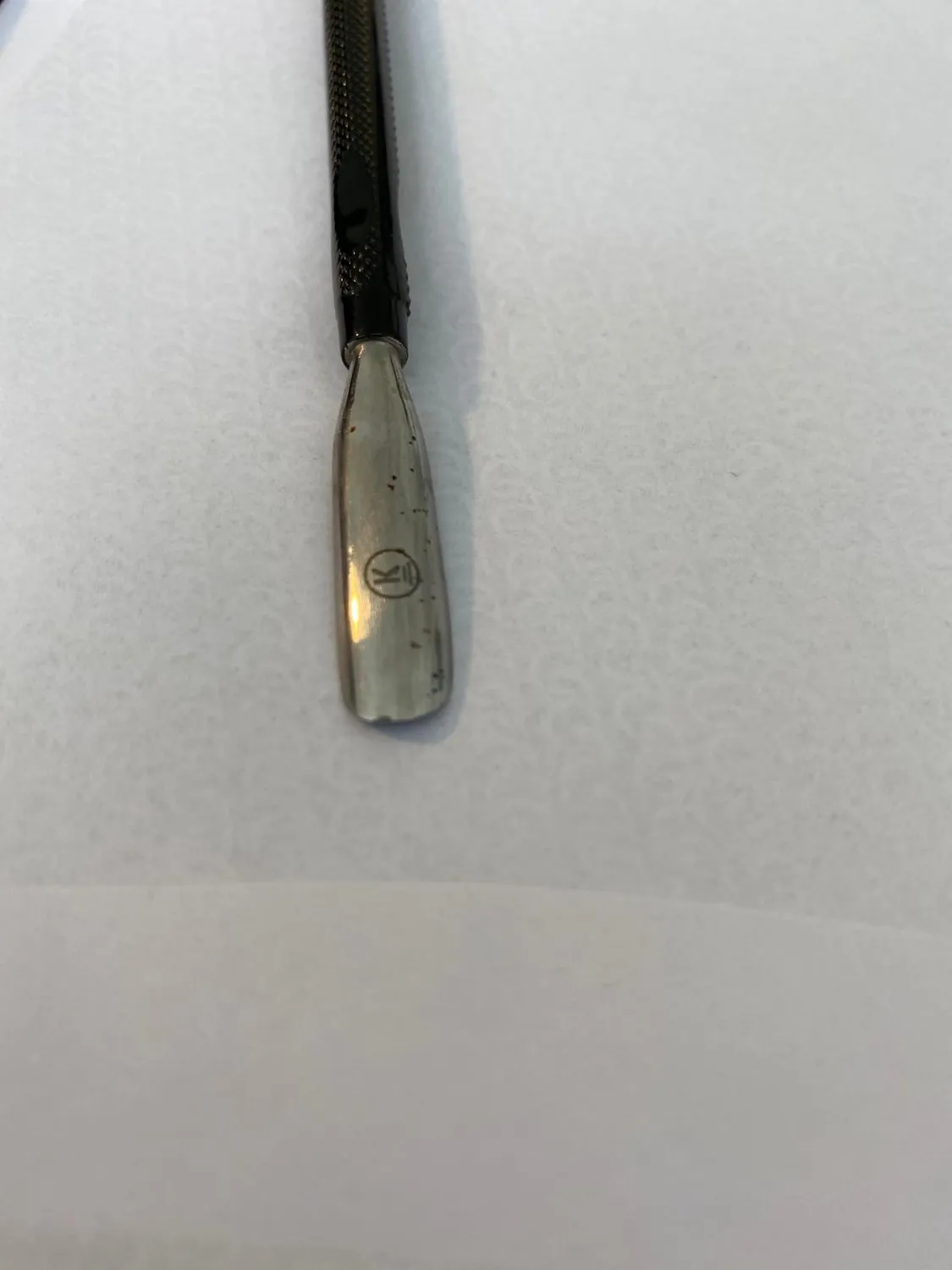 K-Pro Nagelhautschieber Edelstahl Schwarz 2-in-1