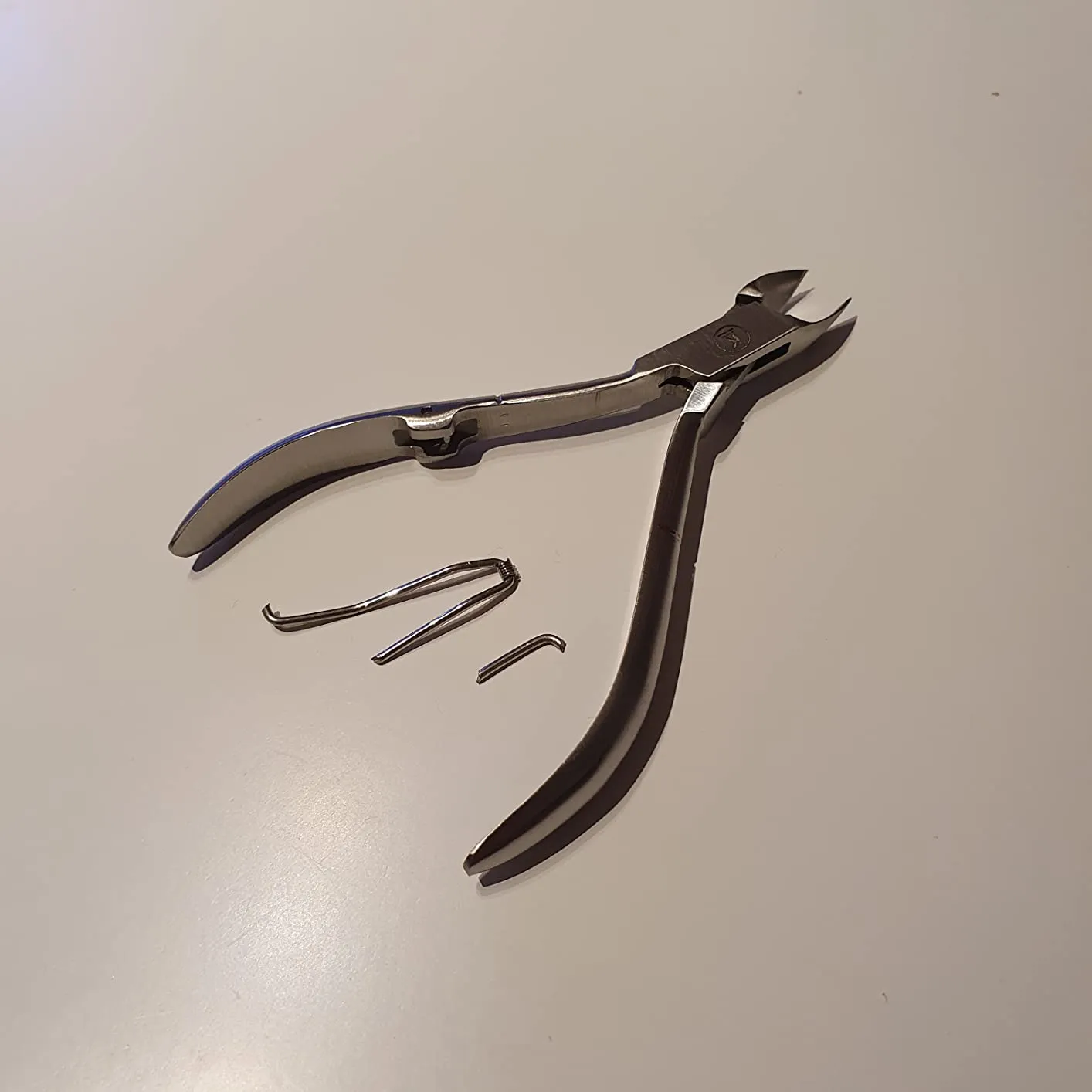 K-Pro Nagelhautzange Edelstahl 0,8 cm Schneide Maniküre