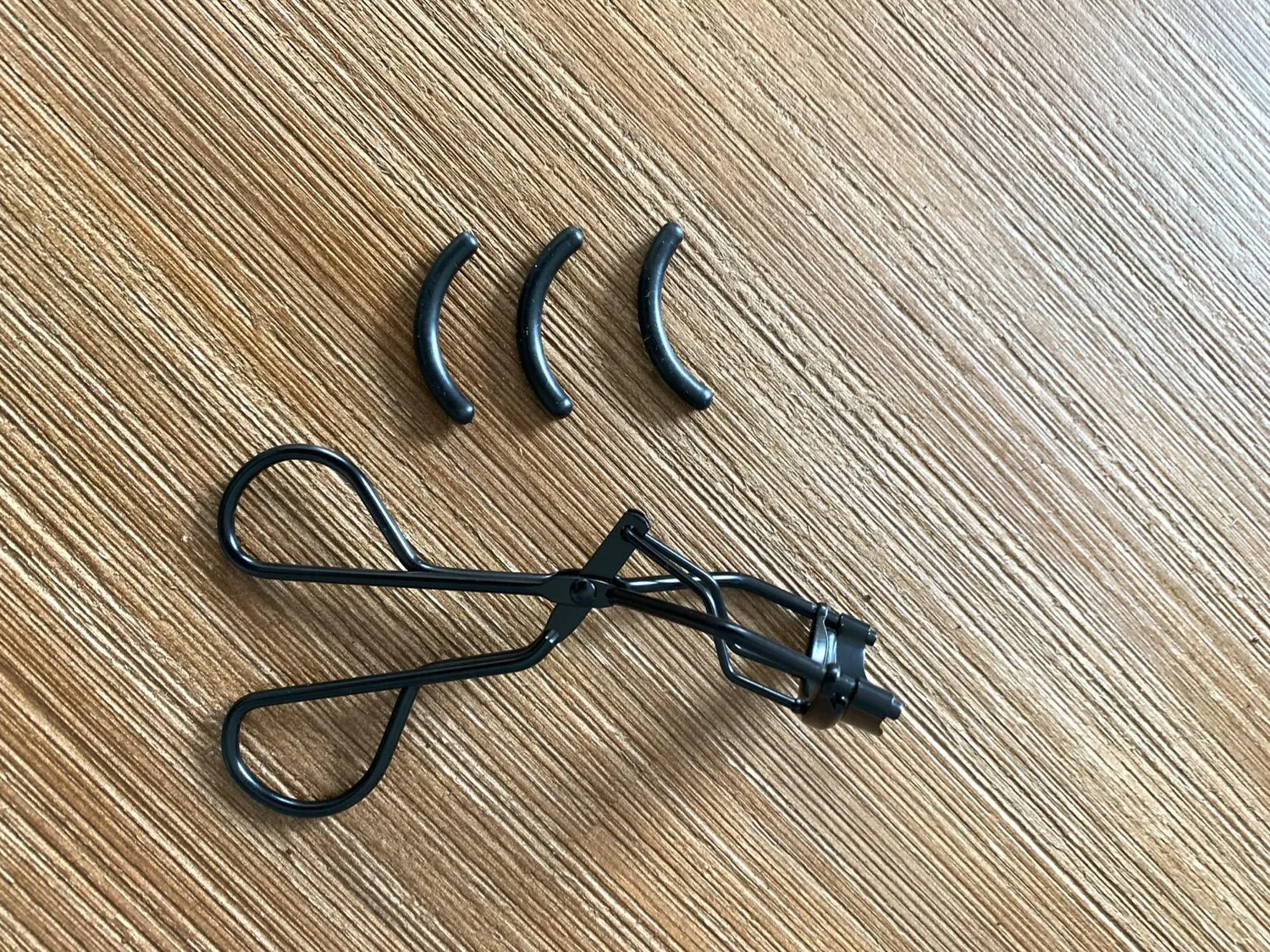 K-Pro Wimpernzange Edelstahl Lash Curler mit 3 Pads