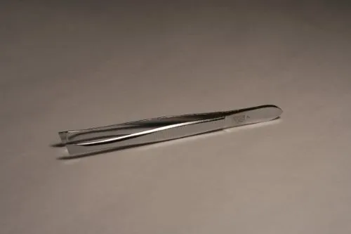 Nippes Solingen Classic Pinzette 10 cm schräge Spitze