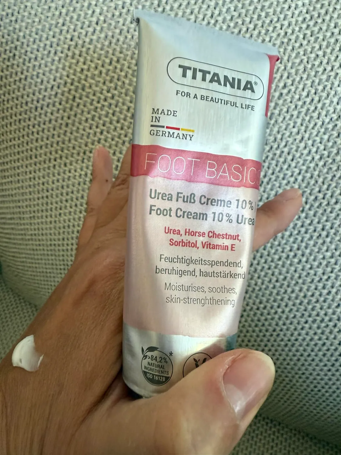 Titania Fußcreme Urea 10% 75 ml für sehr trockene Füße
