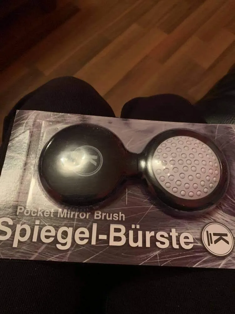 K-Pro Klappbürste mit Spiegel schwarz-weiß kompakt