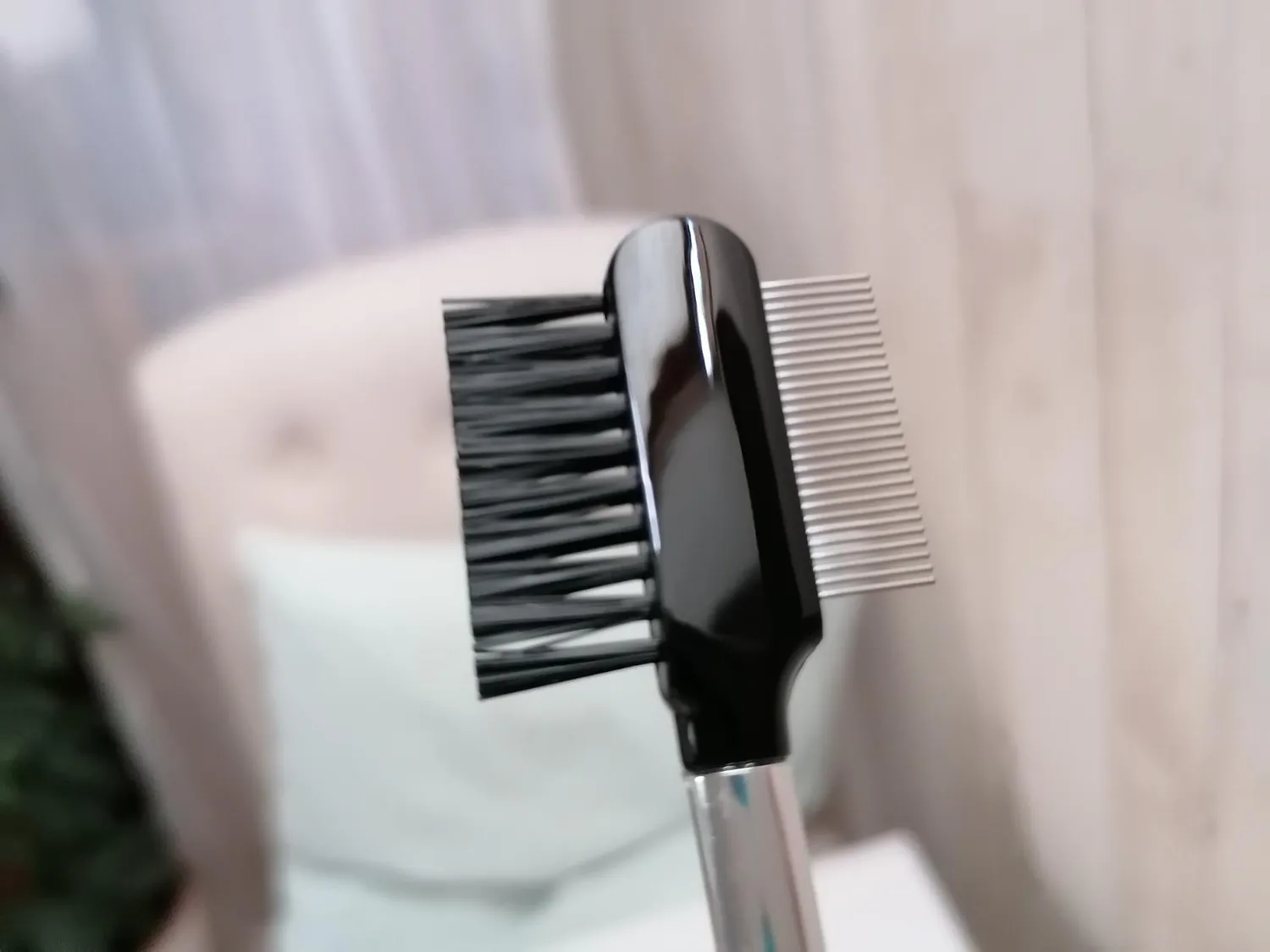 K-Pro 2-in-1 Augenbrauenbürste Wimpernkamm Metall Stylingtool