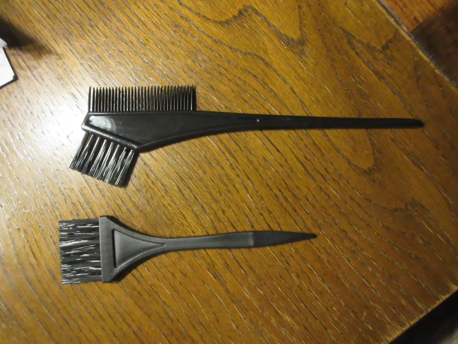 K-Pro Färbepinsel 2er Set Schwarz mit Kamm